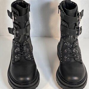 Ladies size 7.5 Black combat boots